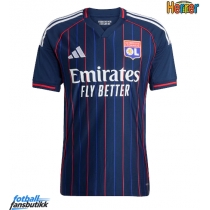 Olympique Lyonnais Bortedrakt 2025-26 Kortermet